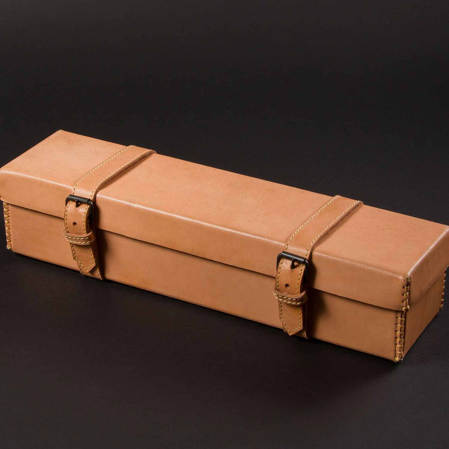 Caja juego cachos cuero vacuno